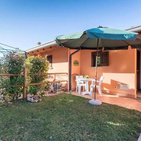 Casa Vacanze Rosalba Ferrara di Monte Baldo Eksteriør bilde